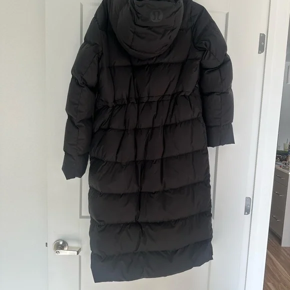COPY - Lululemon Down Wunder 8 Black Puffer Coat - Picture 4 of 6